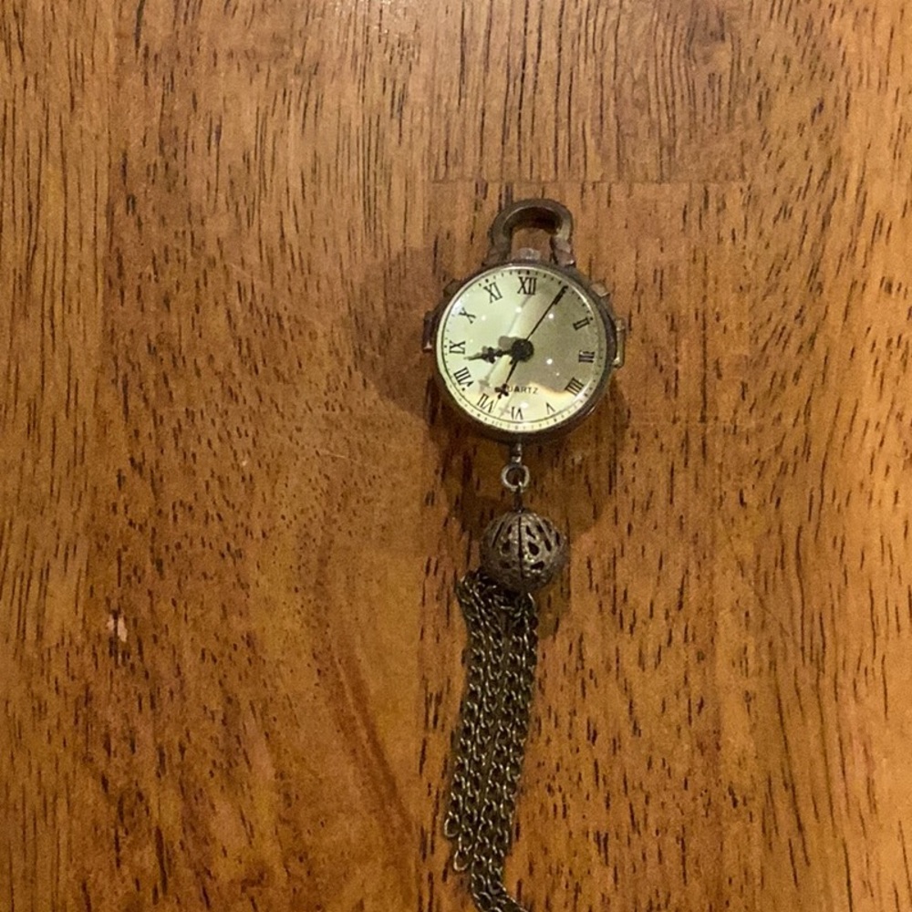 Vintage-Inspired Clock Charm